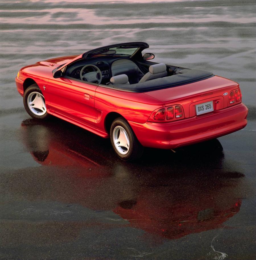  Ford Mustang 1994 года  (фото 9 из 12)